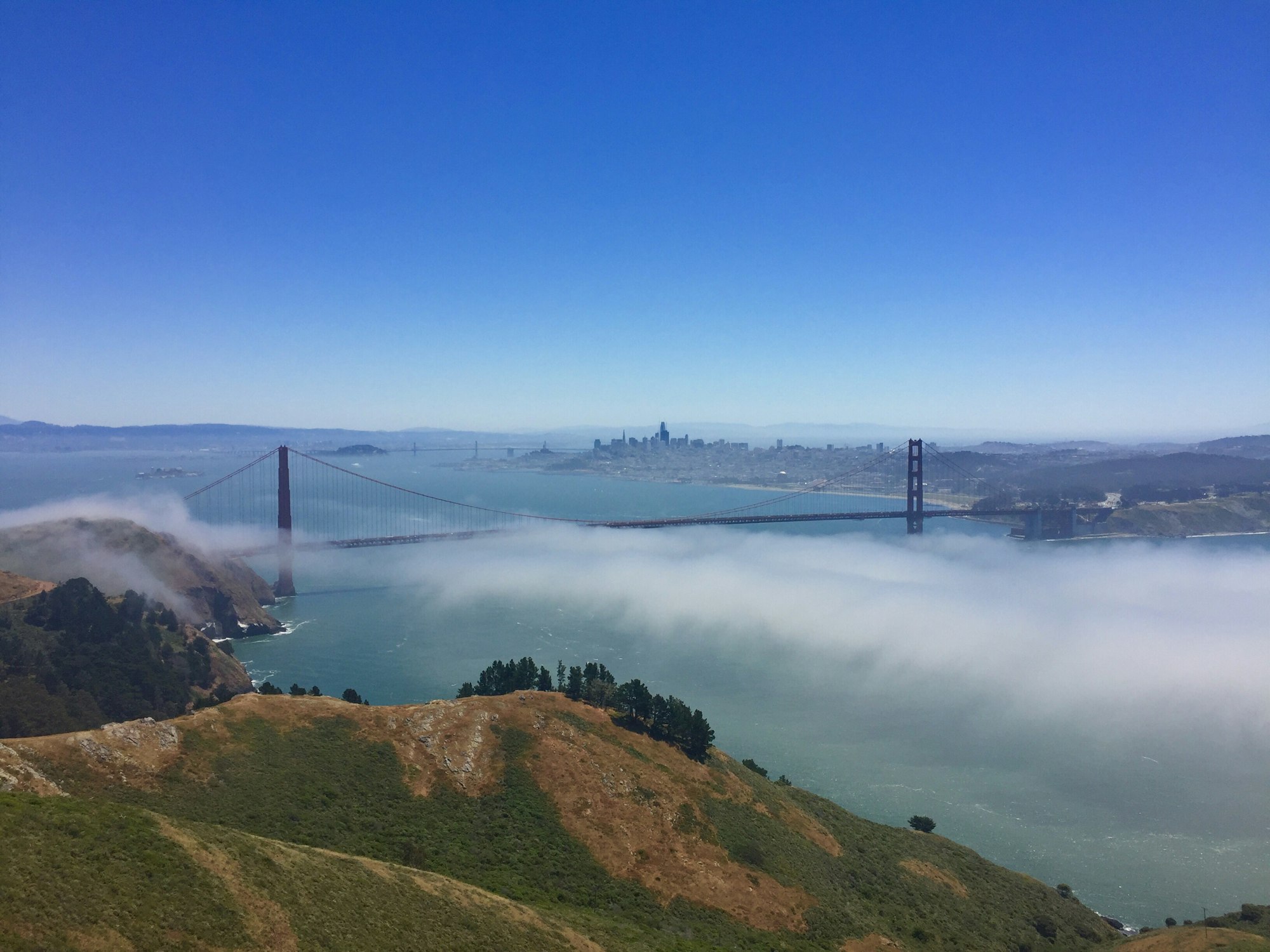Fog coming in to the San Francisco Bay